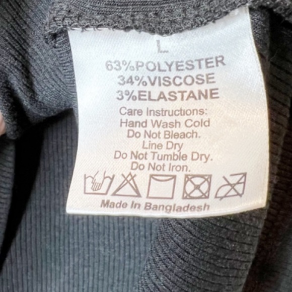 Target Basic Black Ribbed Wooden Button Crewneck Short Sleeve Cropped Top - Picture 13 of 14